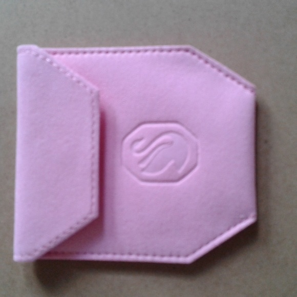 Swarovski pink pouch - Picture 2 of 3
